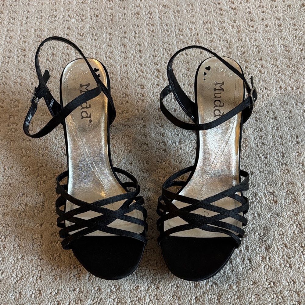 Mudd Black Satin Strappy Heels Women’s Size 8 1/2